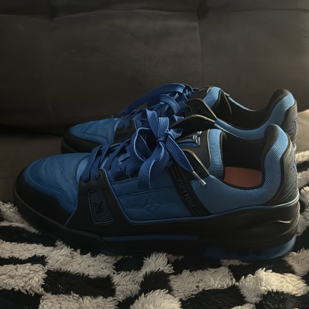 louis vuitton,size 10,blue - Picture 2 of 3